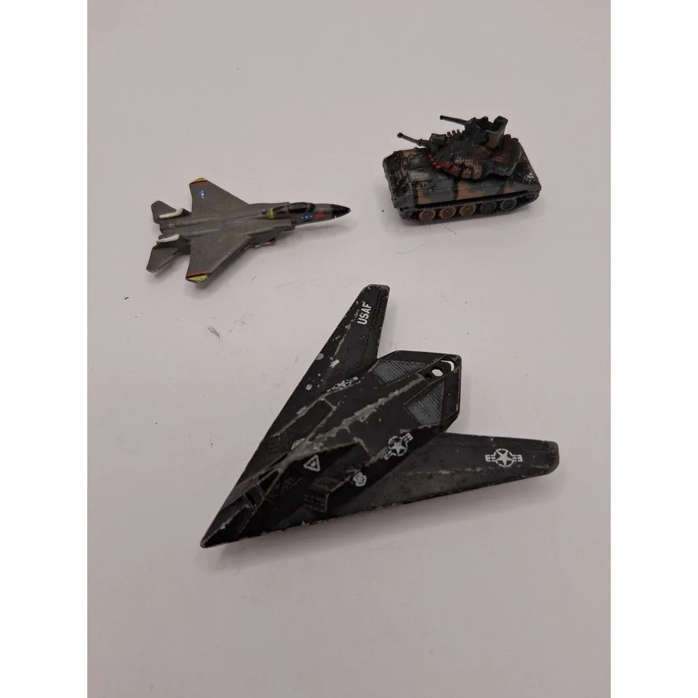 Military Diecast Toy Lot Jets & Tank USAF Stealth Fighter Loose 3pc